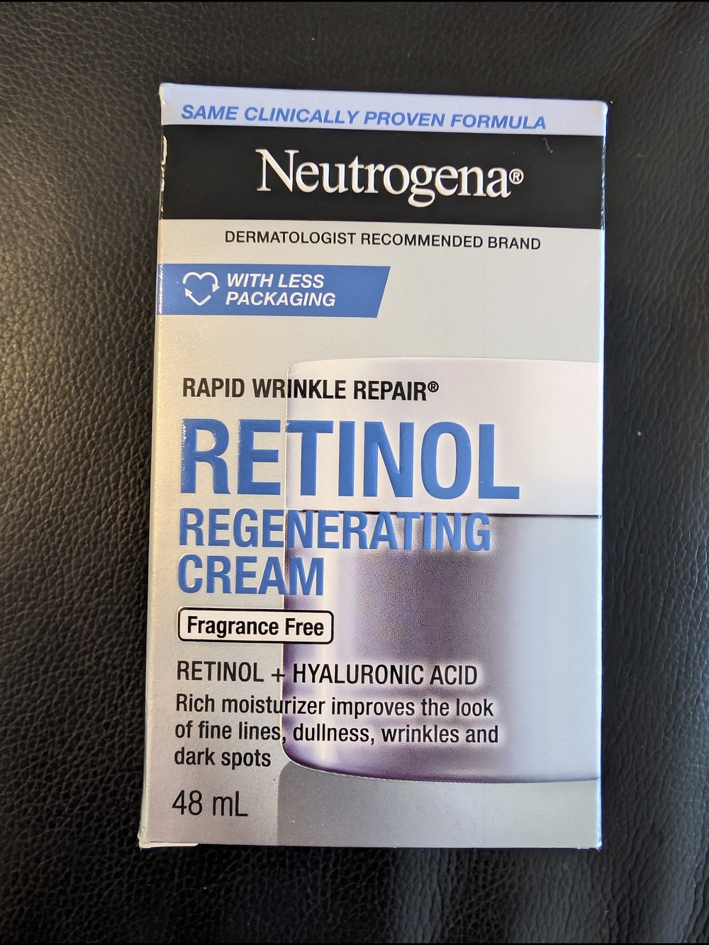 Neutrogena Retinol Regenerating Cream - Blue, White
